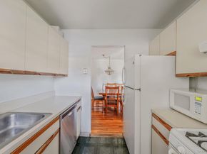 135 Fairharbor Dr 135, Patchogue NY 11772