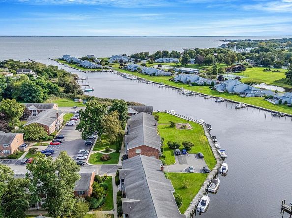 135 Fairharbor Dr 135, Patchogue NY 11772