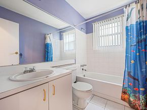 135 Fairharbor Dr 135, Patchogue NY 11772