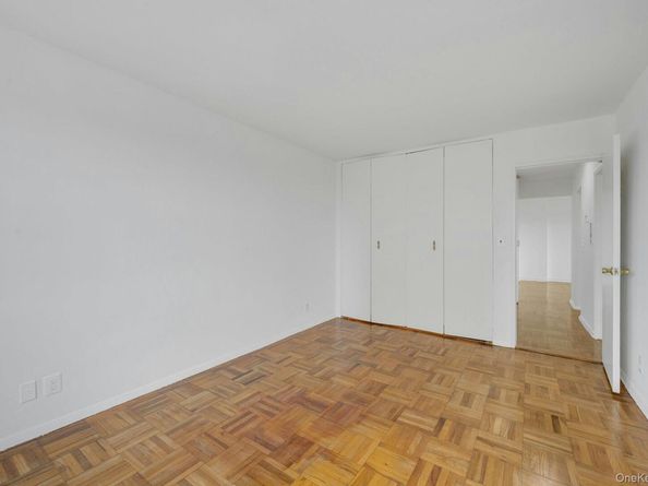 1853 Central Park Avenue 9J, Yonkers NY 10710