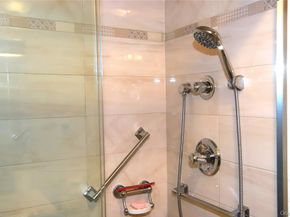 71-38 147th Street 27A, Kew Garden Hills NY 11367