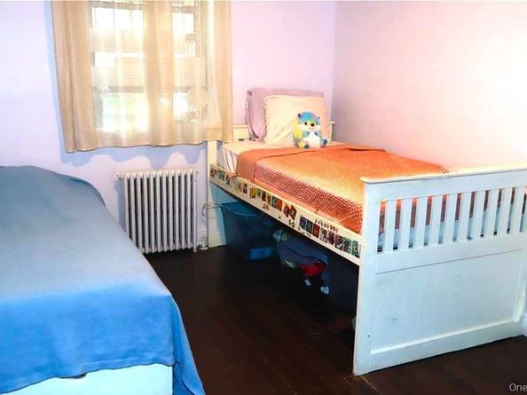 71-38 147th Street 27A, Kew Garden Hills NY 11367