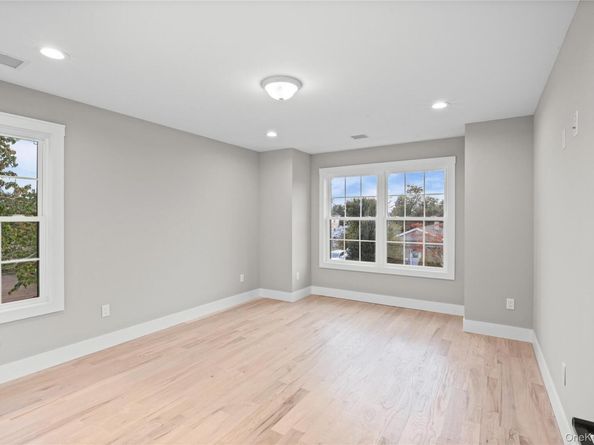 2500 1st Avenue, East Meadow NY 11554