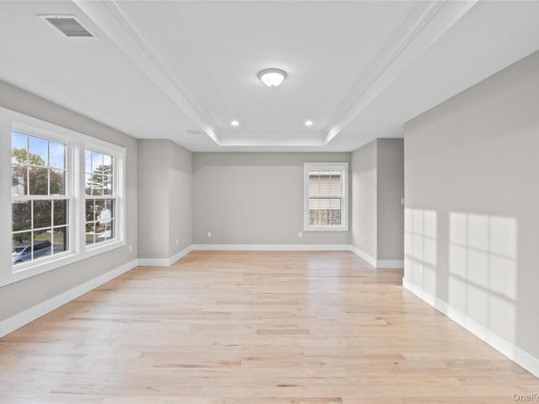 2500 1st Avenue, East Meadow NY 11554