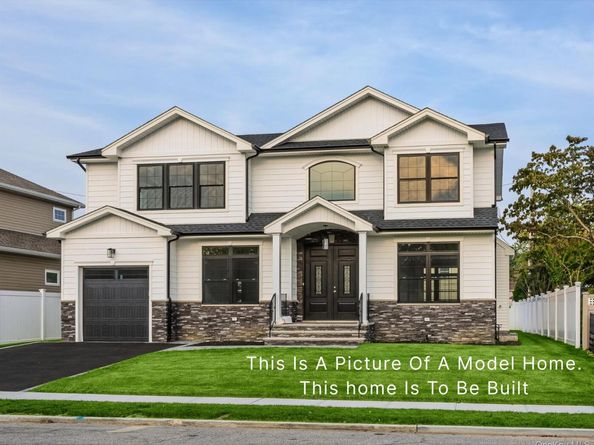 2500 1st Avenue, East Meadow NY 11554
