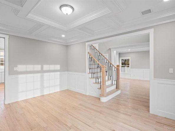 2500 1st Avenue, East Meadow NY 11554
