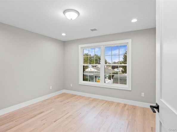 2500 1st Avenue, East Meadow NY 11554