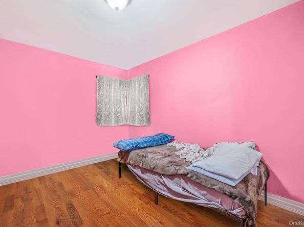 134 Martens Avenue, Valley Stream NY 11580