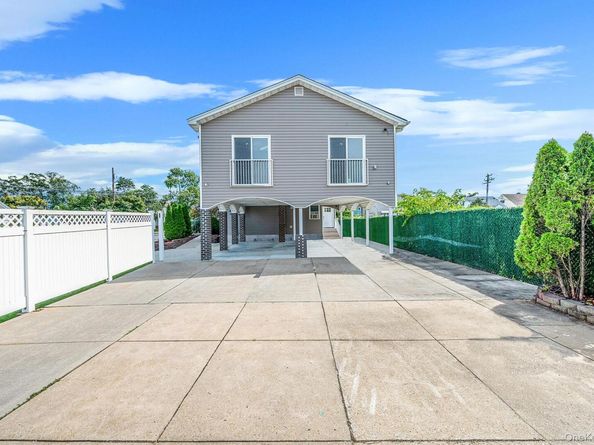 134 Martens Avenue, Valley Stream NY 11580