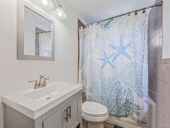 134 Martens Avenue, Valley Stream NY 11580
