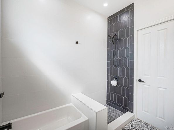 134 Martens Avenue, Valley Stream NY 11580