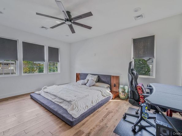 134 Martens Avenue, Valley Stream NY 11580