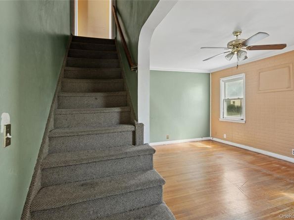 335 Locust Avenue, Uniondale NY 11553