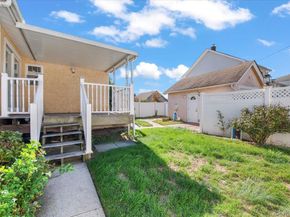 160 Rockaway Parkway, Valley Stream NY 11580