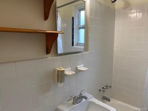 263-55 74th Avenue A2, Glen Oaks NY 11004