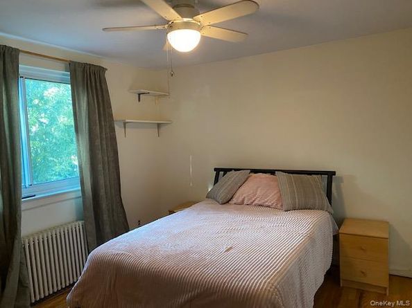 263-55 74th Avenue A2, Glen Oaks NY 11004