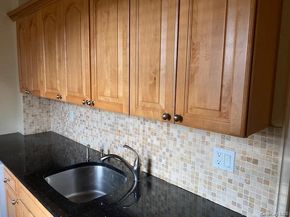 263-55 74th Avenue A2, Glen Oaks NY 11004
