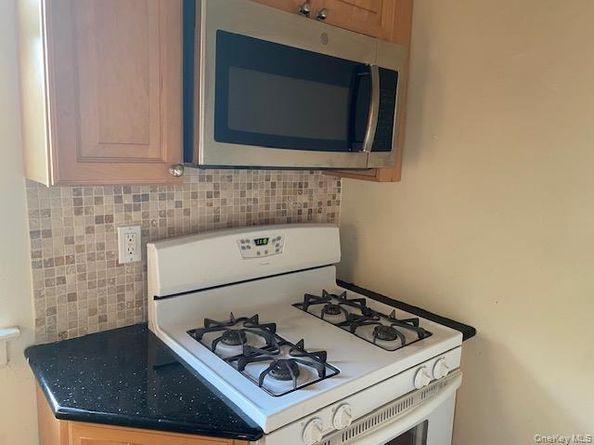 263-55 74th Avenue A2, Glen Oaks NY 11004