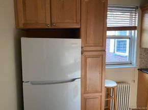 263-55 74th Avenue A2, Glen Oaks NY 11004