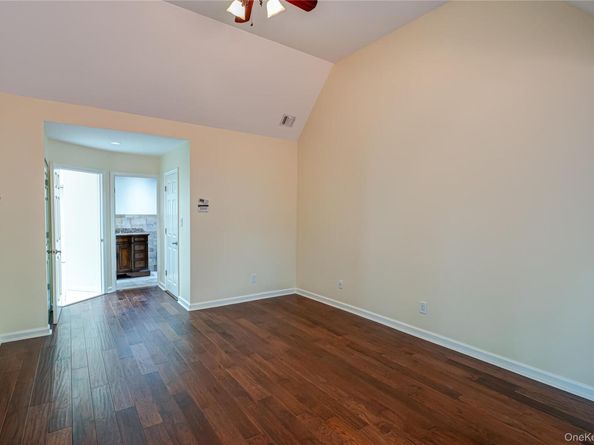 52 Admirals Drive E, Bay Shore NY 11706