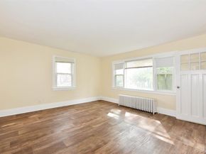 106 Grandview Avenue, Great Neck NY 11020