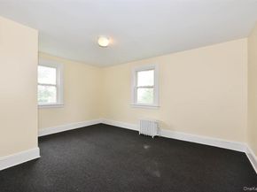 106 Grandview Avenue, Great Neck NY 11020