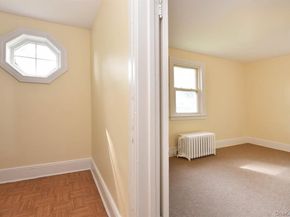 106 Grandview Avenue, Great Neck NY 11020