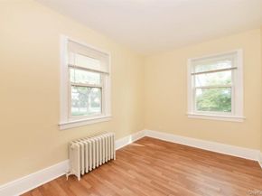 106 Grandview Avenue, Great Neck NY 11020