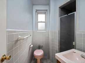 4320 Van Cortlandt Park East 4C, Bronx NY 10470