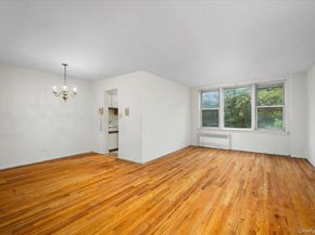 4320 Van Cortlandt Park East 4C, Bronx NY 10470
