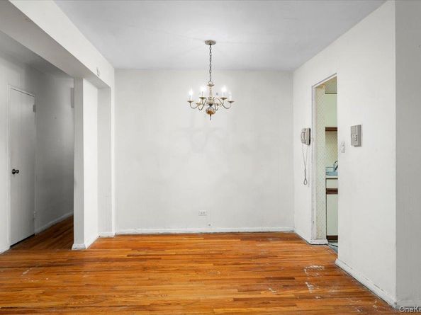 4320 Van Cortlandt Park East 4C, Bronx NY 10470
