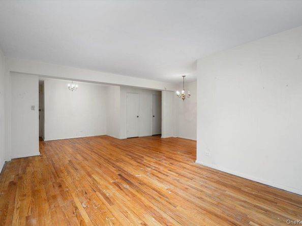 4320 Van Cortlandt Park East 4C, Bronx NY 10470
