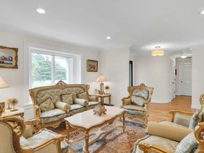 1 Regency Lane, Dix Hills NY 11746