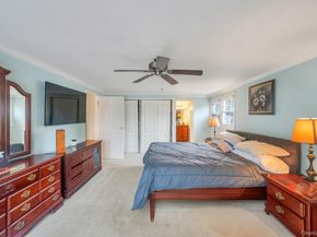 190 Connetquot Drive, Oakdale NY 11769