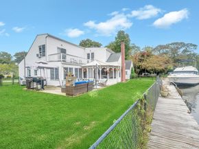 190 Connetquot Drive, Oakdale NY 11769