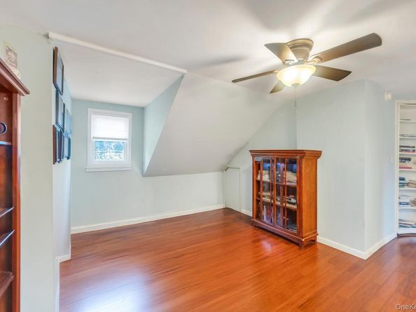 190 Connetquot Drive, Oakdale NY 11769