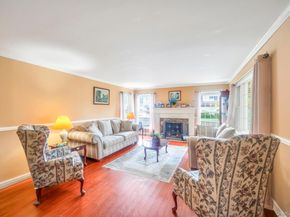 190 Connetquot Drive, Oakdale NY 11769