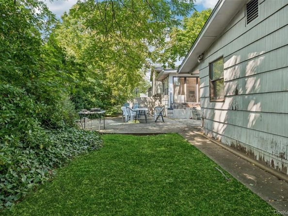 219 Narrow Lane, Woodmere NY 11598