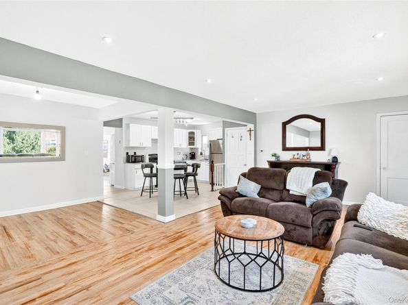 1514 Robertson Place, Bronx NY 10465