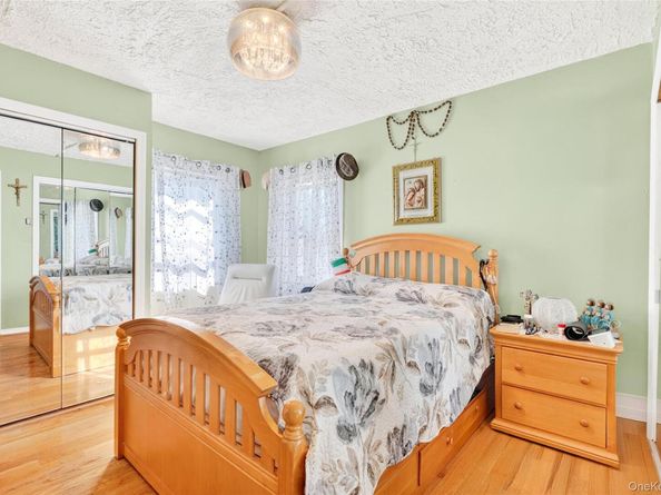 1514 Robertson Place, Bronx NY 10465