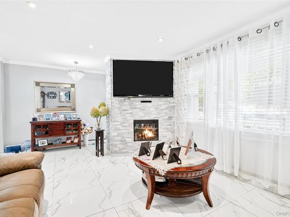1514 Robertson Place, Bronx NY 10465