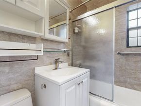 144-30 78th Rd 3F, Flushing NY 11367