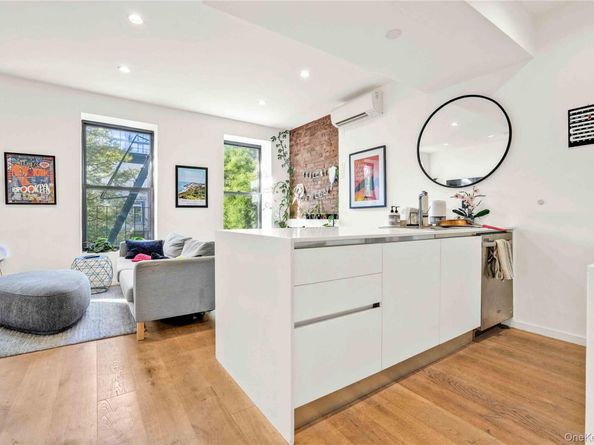 43 Halsey Street 3, Brooklyn NY 11216