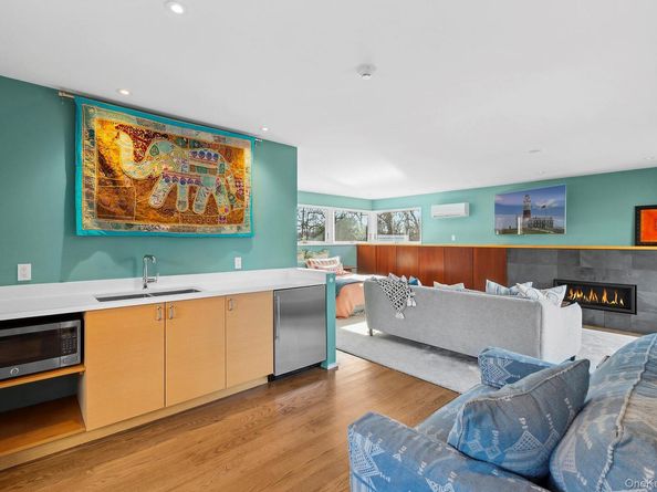 160 Sound Drive, Greenport NY 11944