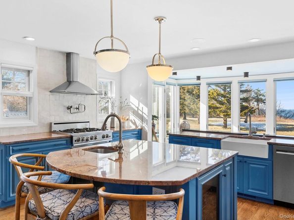 160 Sound Drive, Greenport NY 11944