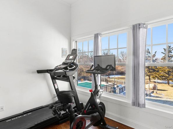 160 Sound Drive, Greenport NY 11944