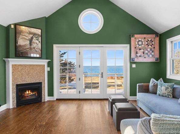 160 Sound Drive, Greenport NY 11944