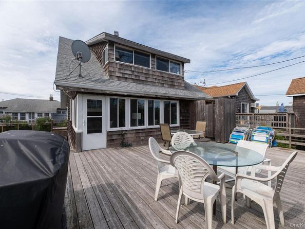919 Evergreen Walk, Ocean Beach NY 11770
