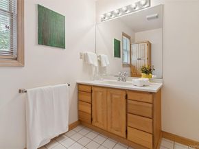 36 Harbor Blvd, East Hampton NY 11937