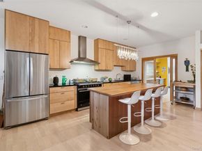 36 Harbor Blvd, East Hampton NY 11937